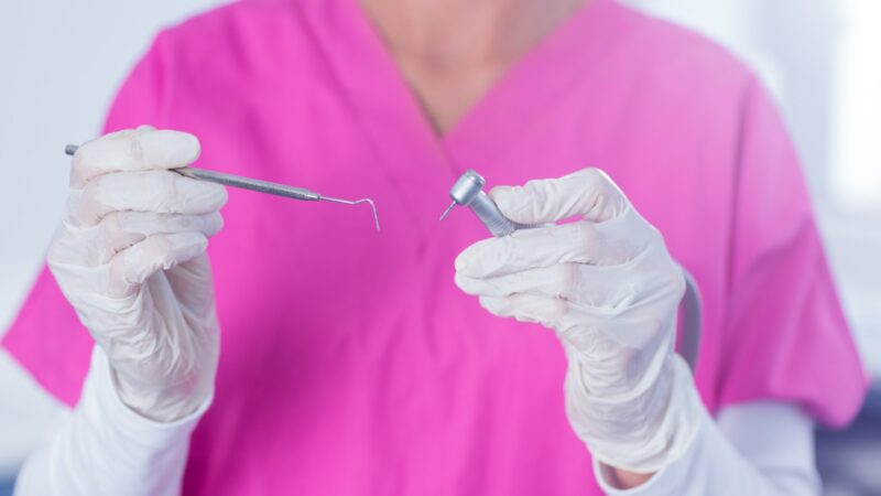 Dia do Dentista: descubra o que a tecnologia mudou no cuidado com o sorriso